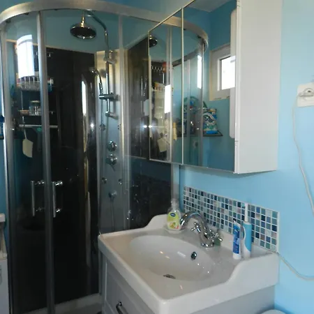Apartment Studio Bormes-les-mimosas, 2 Pieces, 4 Personnes - Fr-1-713-142 Bormes-les-Mimosas